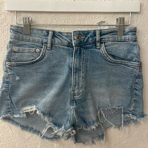 Zara High Waist Ripped Denim Shorts, Size 4